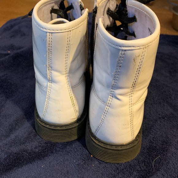 white ankle high boots - Picture 6 of 7